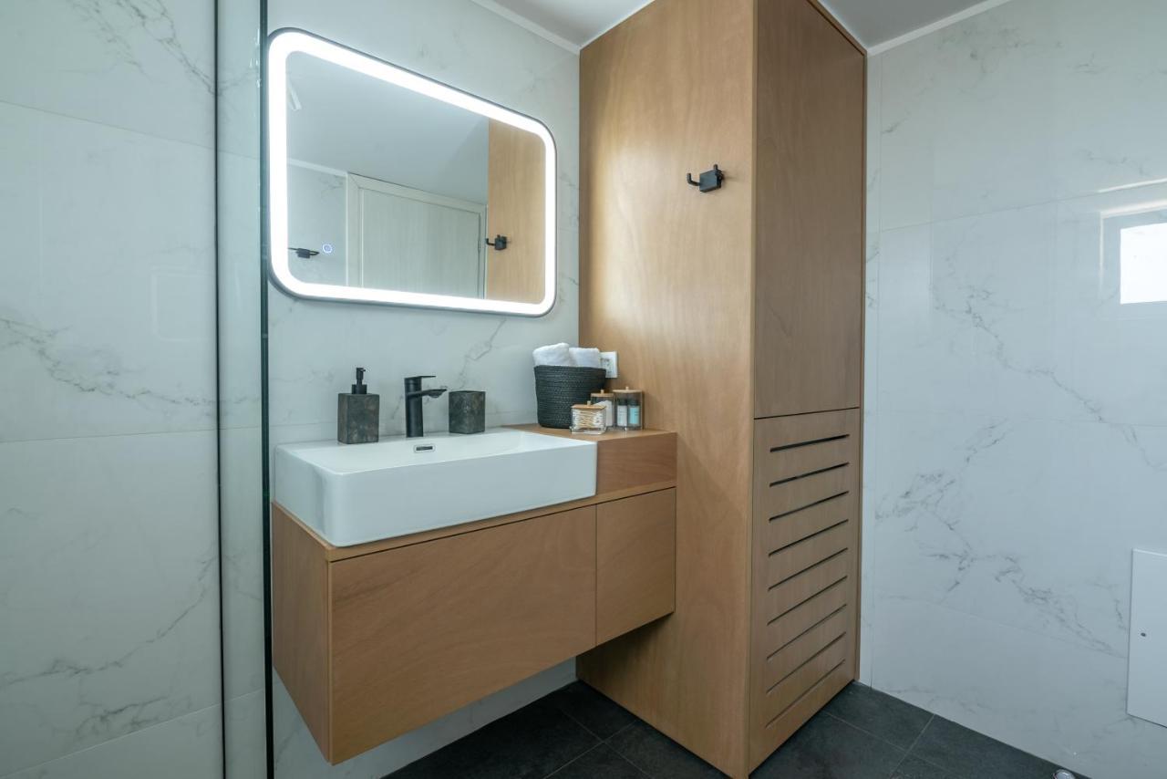 Villenia Luxury Apartments 키사모스 외부 사진