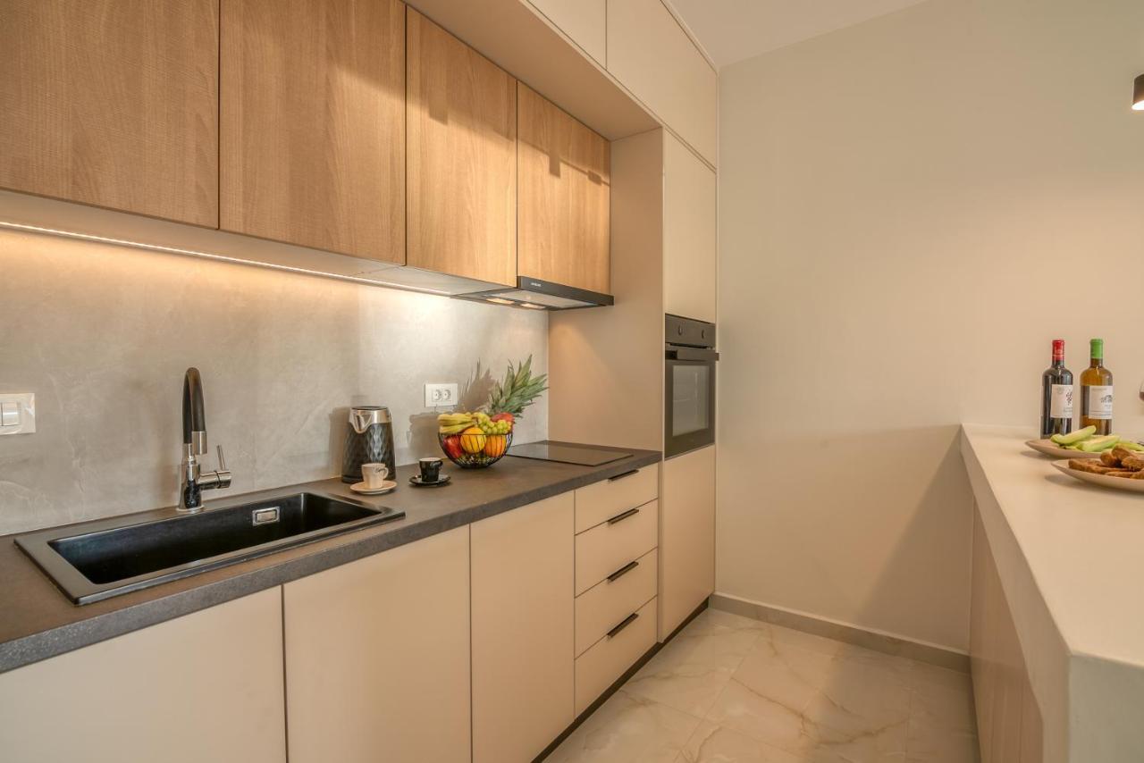 Villenia Luxury Apartments 키사모스 외부 사진