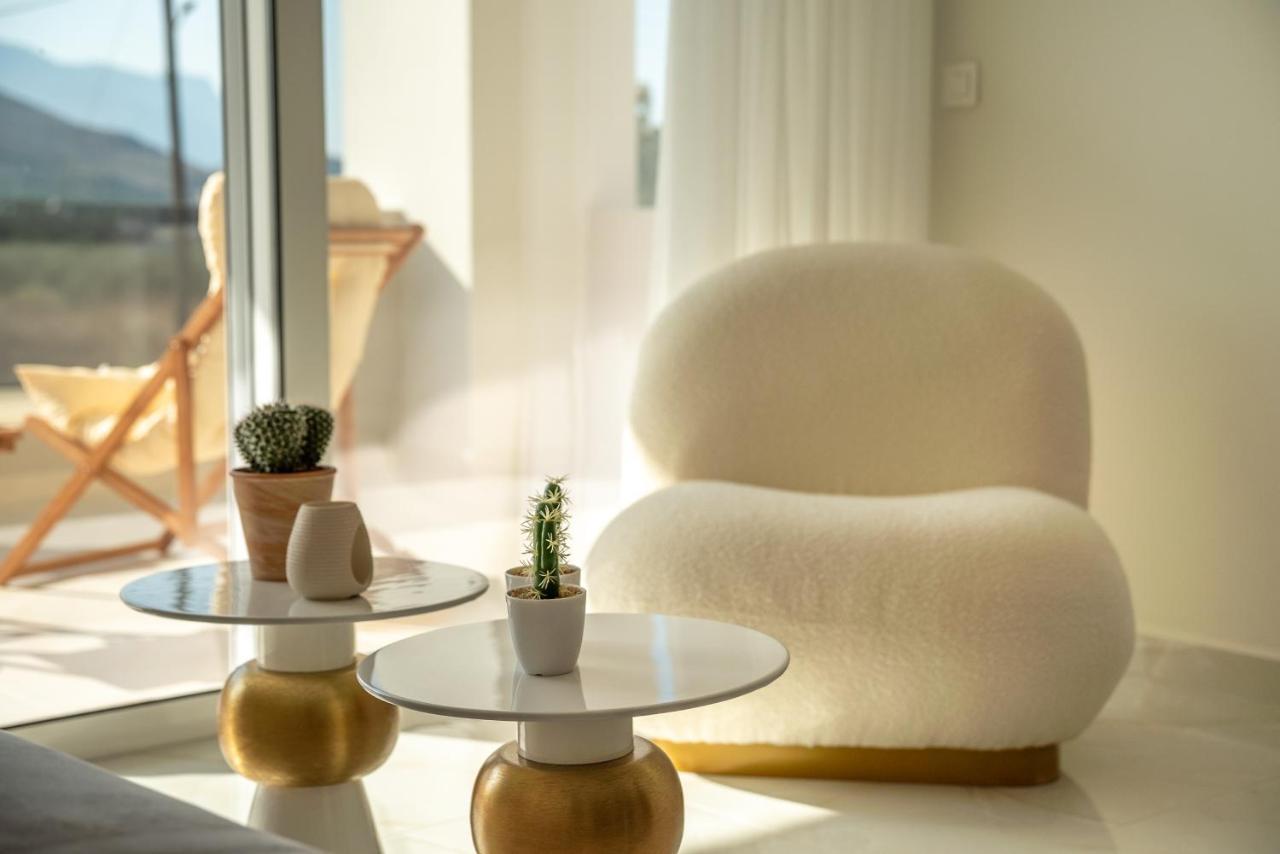 Villenia Luxury Apartments 키사모스 외부 사진