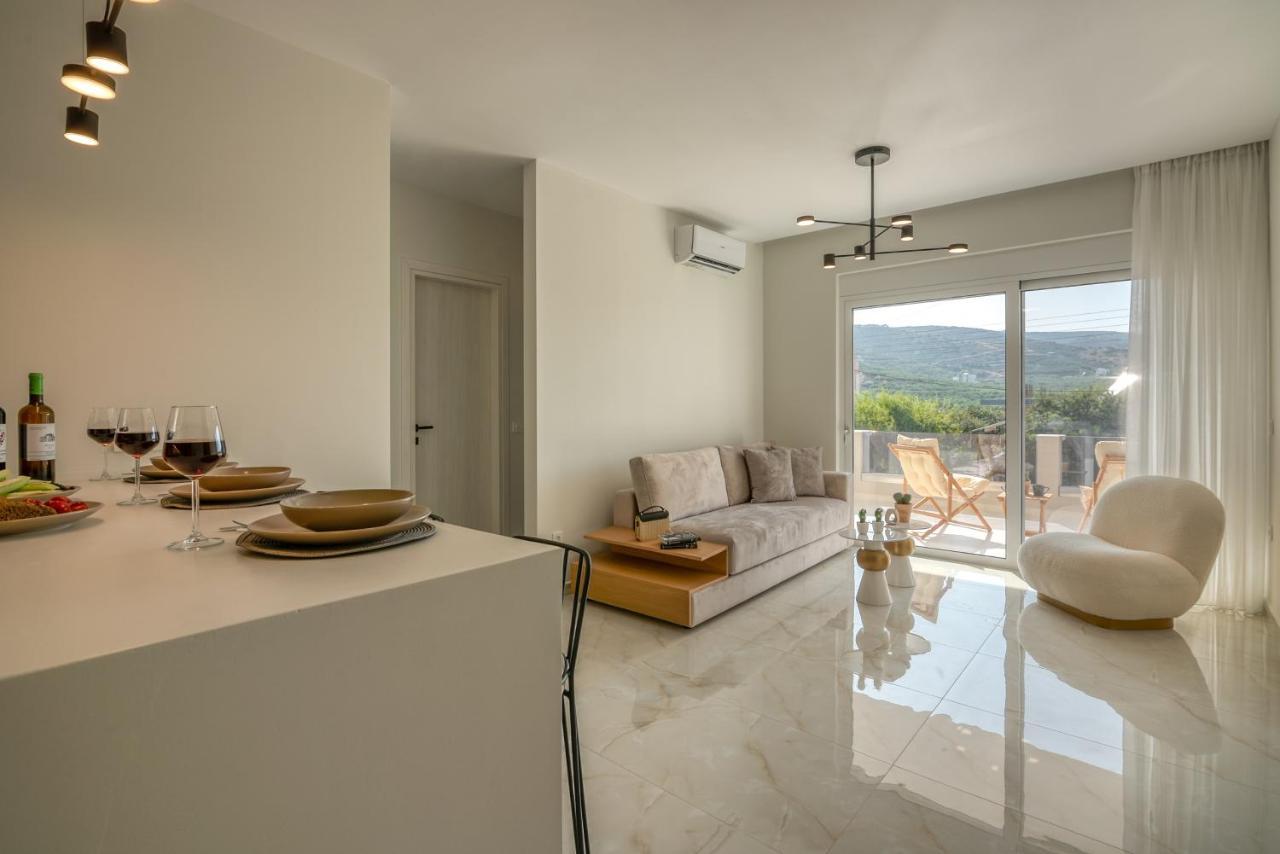 Villenia Luxury Apartments 키사모스 외부 사진